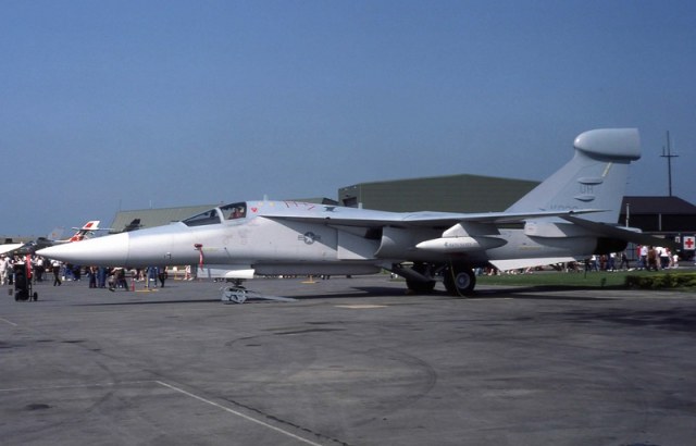 1144ef111araven (1).jpg